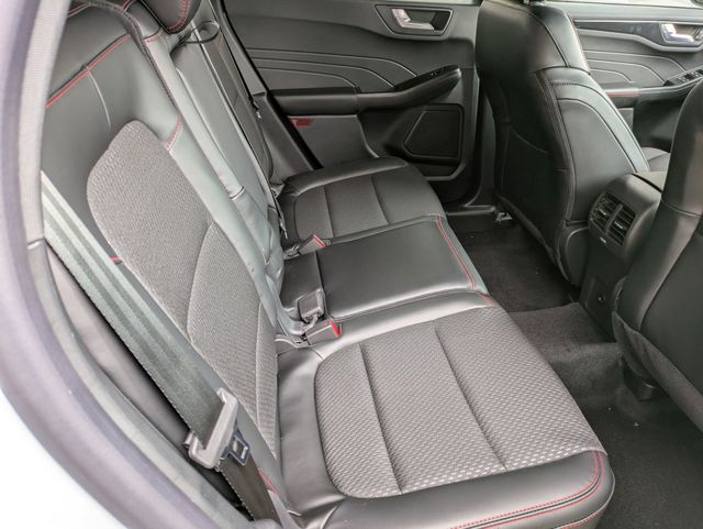 2025 Ford Escape ST-Line photo 21