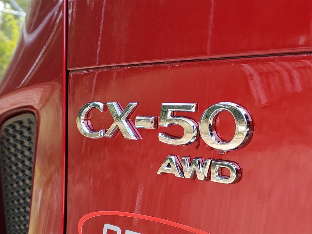 2025 Mazda CX-50 Premium photo 3