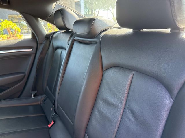 2017 Audi A3 2.0T Premium Plus photo 11