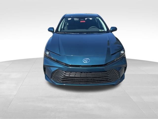 2026 Toyota Camry LE photo 9