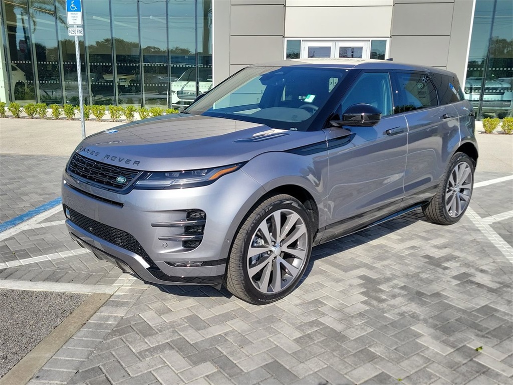 2026 Land Rover Range Rover Evoque Dynamic SE