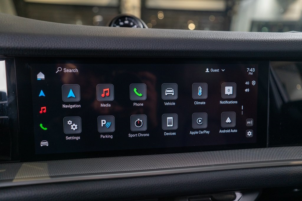 2025 Porsche Cayenne photo 27