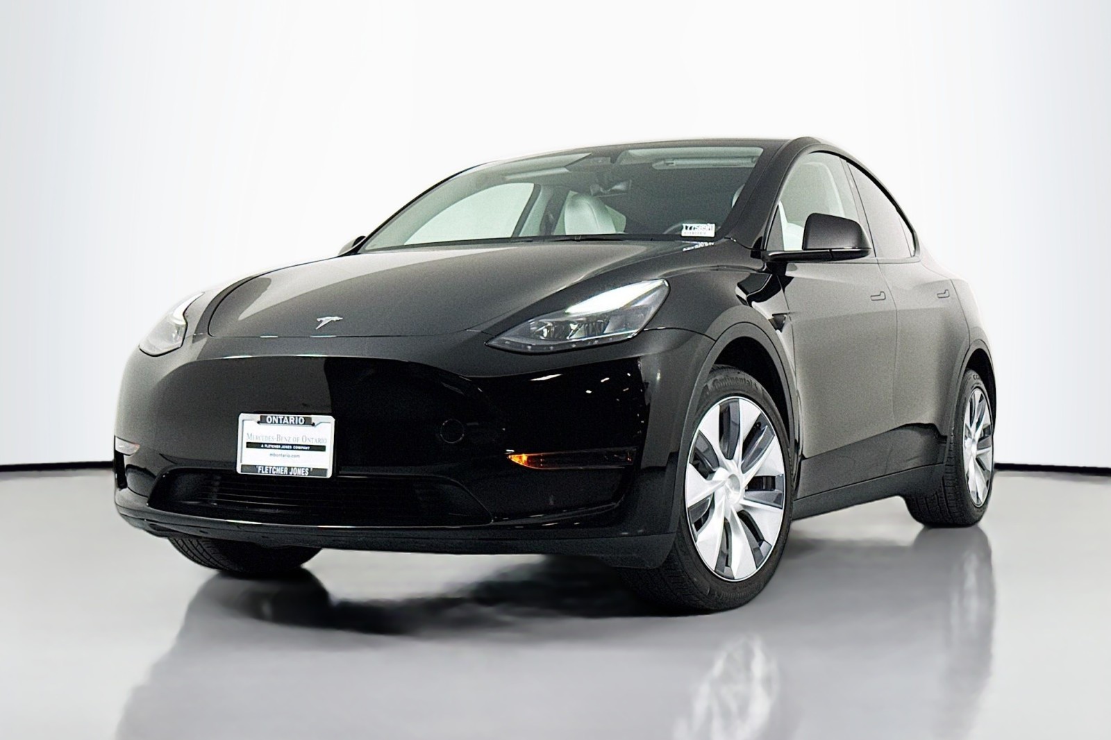 2024 Tesla Model Y Long Range's photo