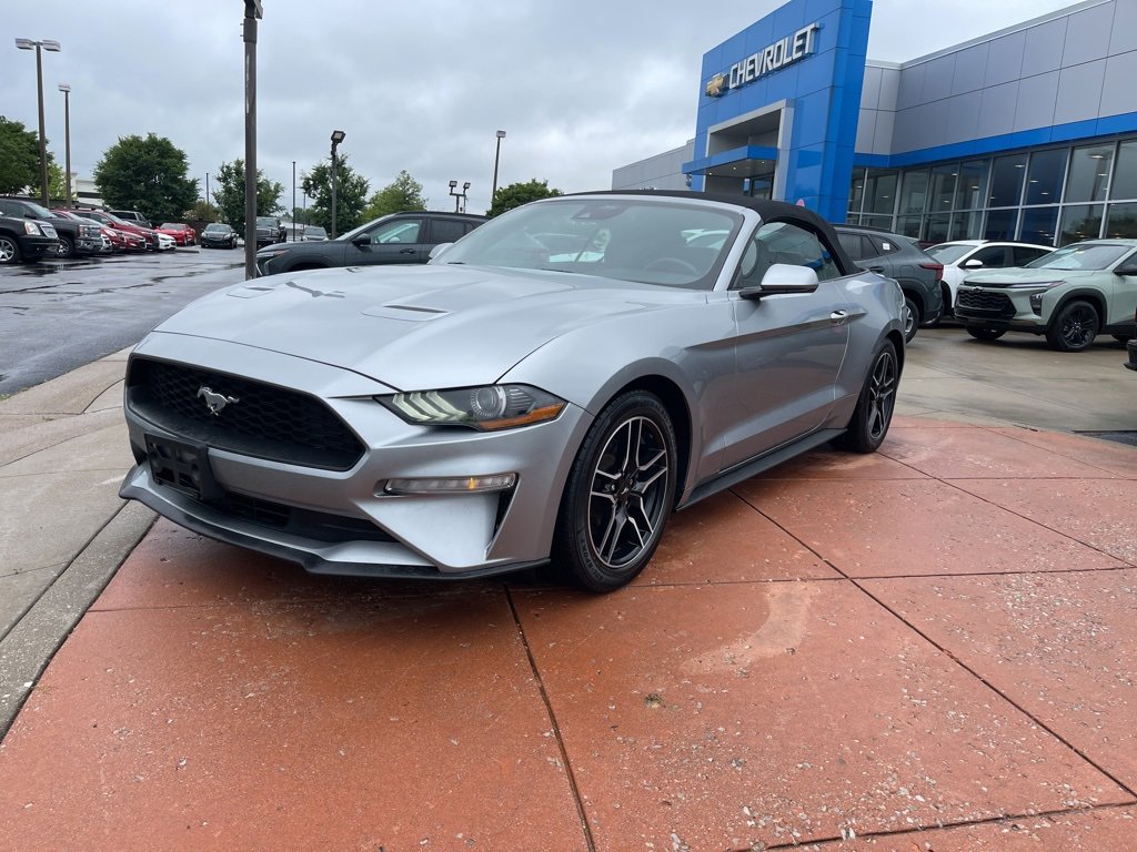 2022 Ford Mustang EcoBoost Premium Convertible photo 3