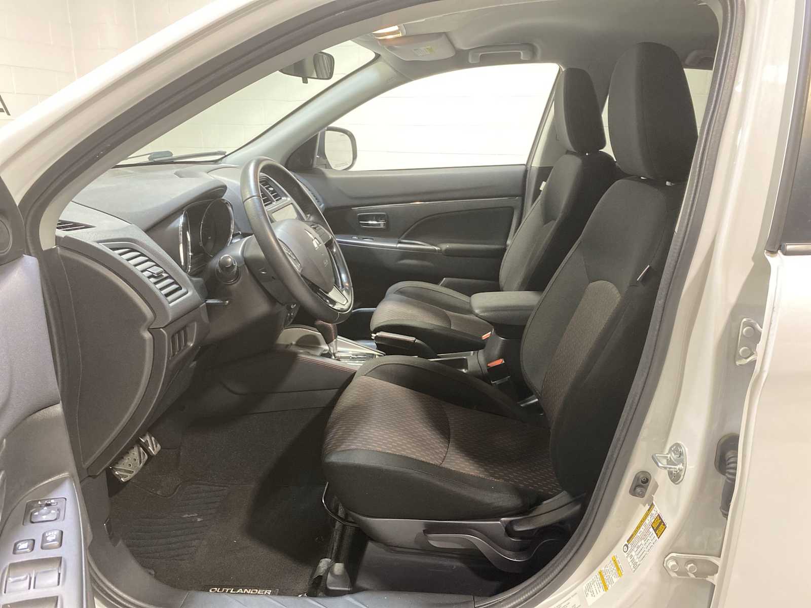 Used 2019 Mitsubishi Outlander Sport LE with VIN JA4AR3AUXKU008402 for sale in Verona, NJ