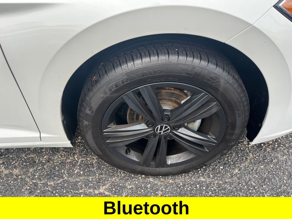 2024 Volkswagen Jetta 1.5T SE photo 2