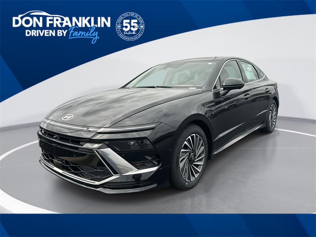 2025 Hyundai Sonata Hybrid Limited's photo