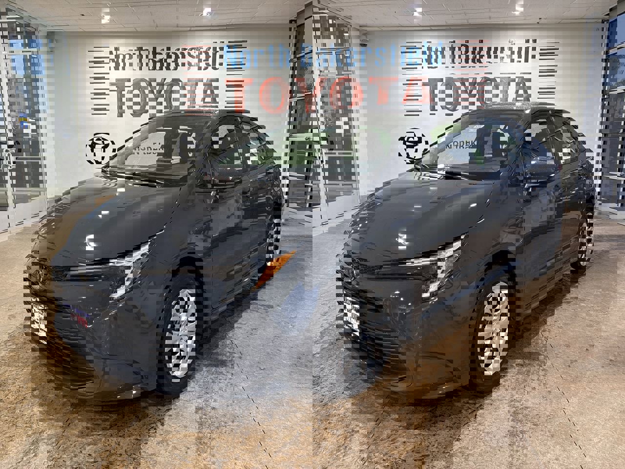 2026 Toyota Corolla LE's photo