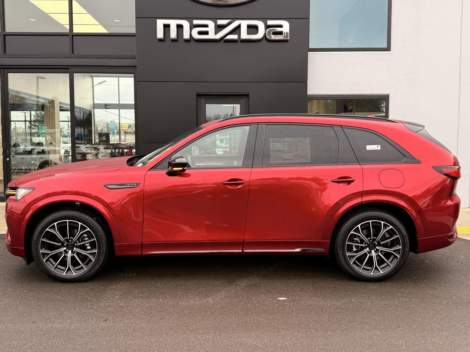 2026 Mazda CX-70 Premium Package's photo