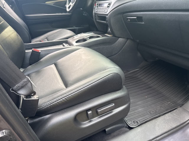 2022 Honda Pilot Special Edition photo 16