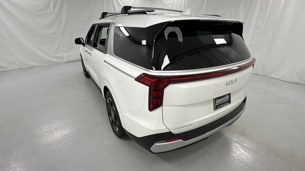 2026 Kia Carnival EX photo 4