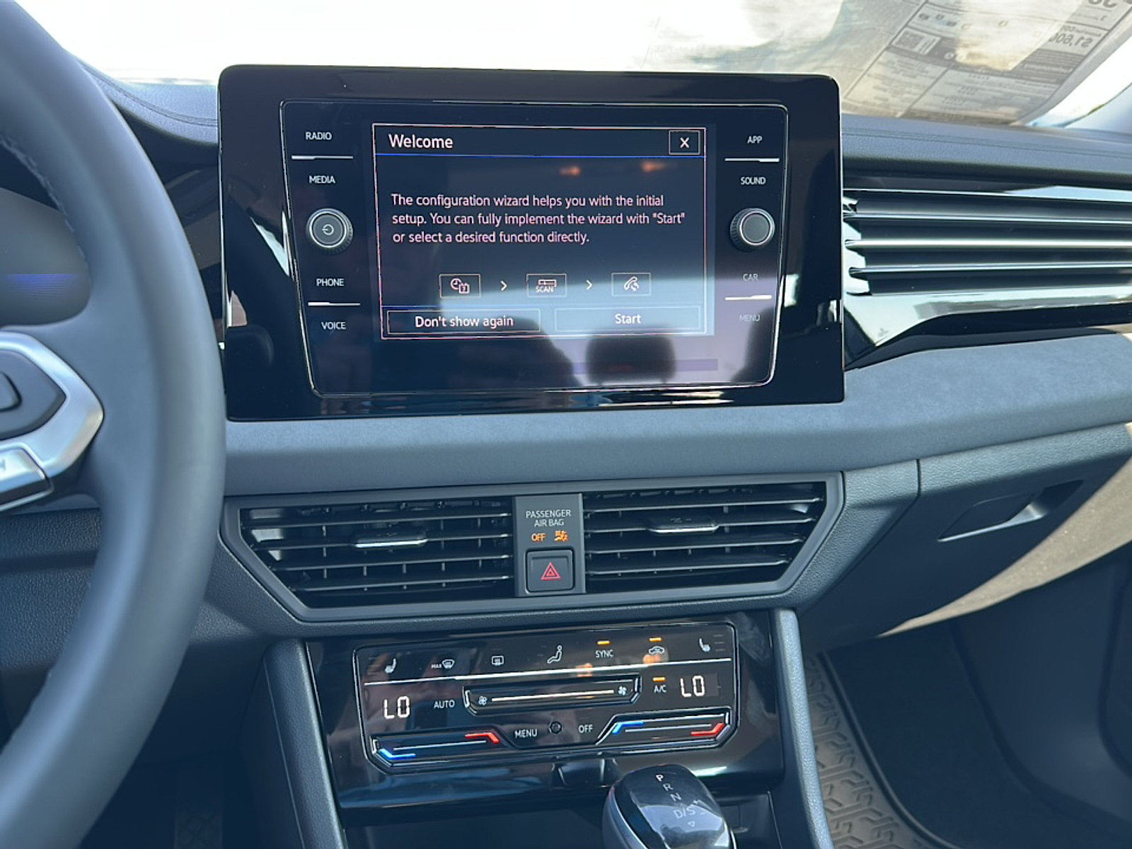 2025 Volkswagen Jetta 1.5T SE photo 9