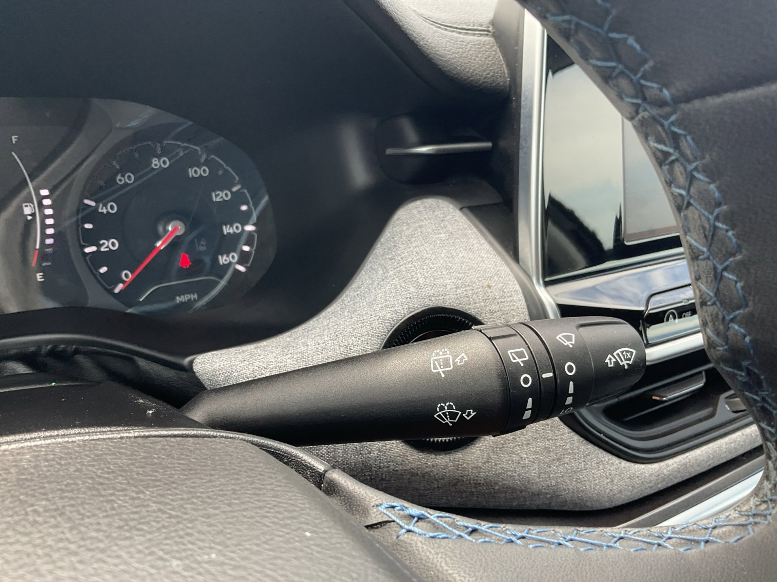 2022 Jeep Compass Latitude photo 20