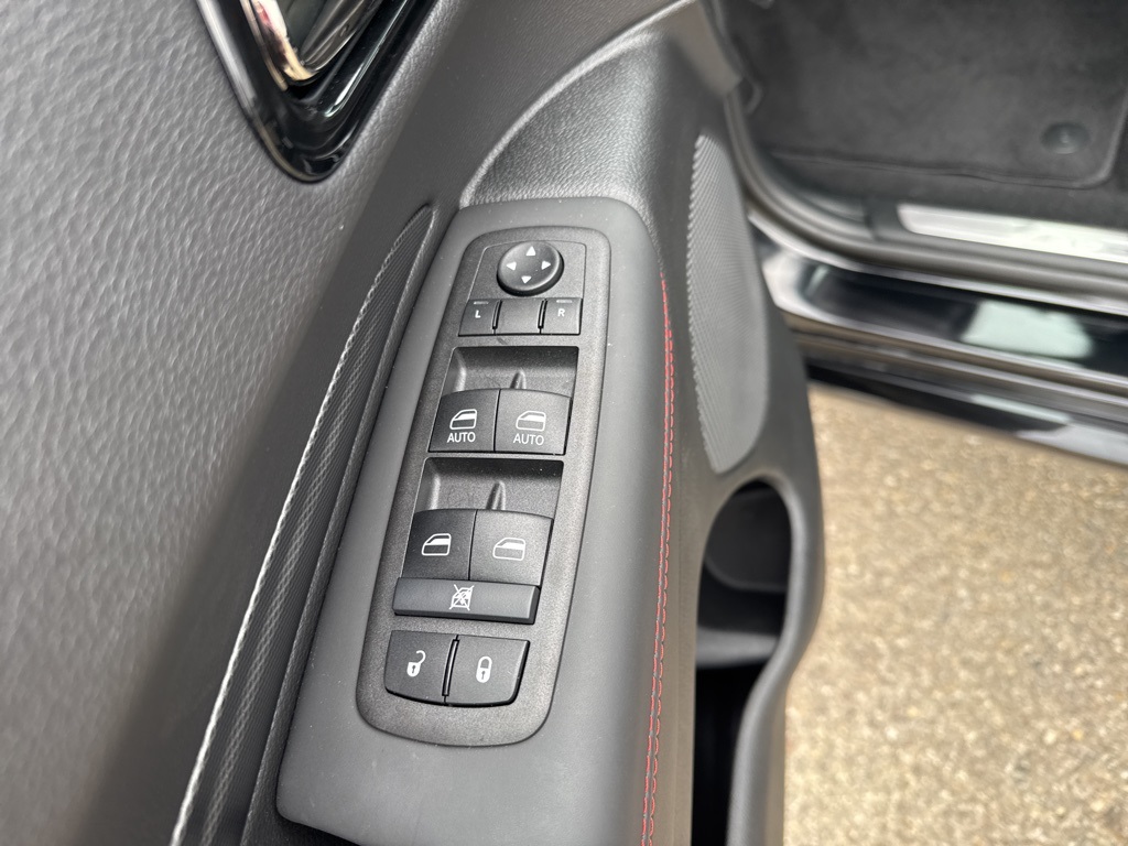 2025 Dodge Durango R/T Plus photo 14