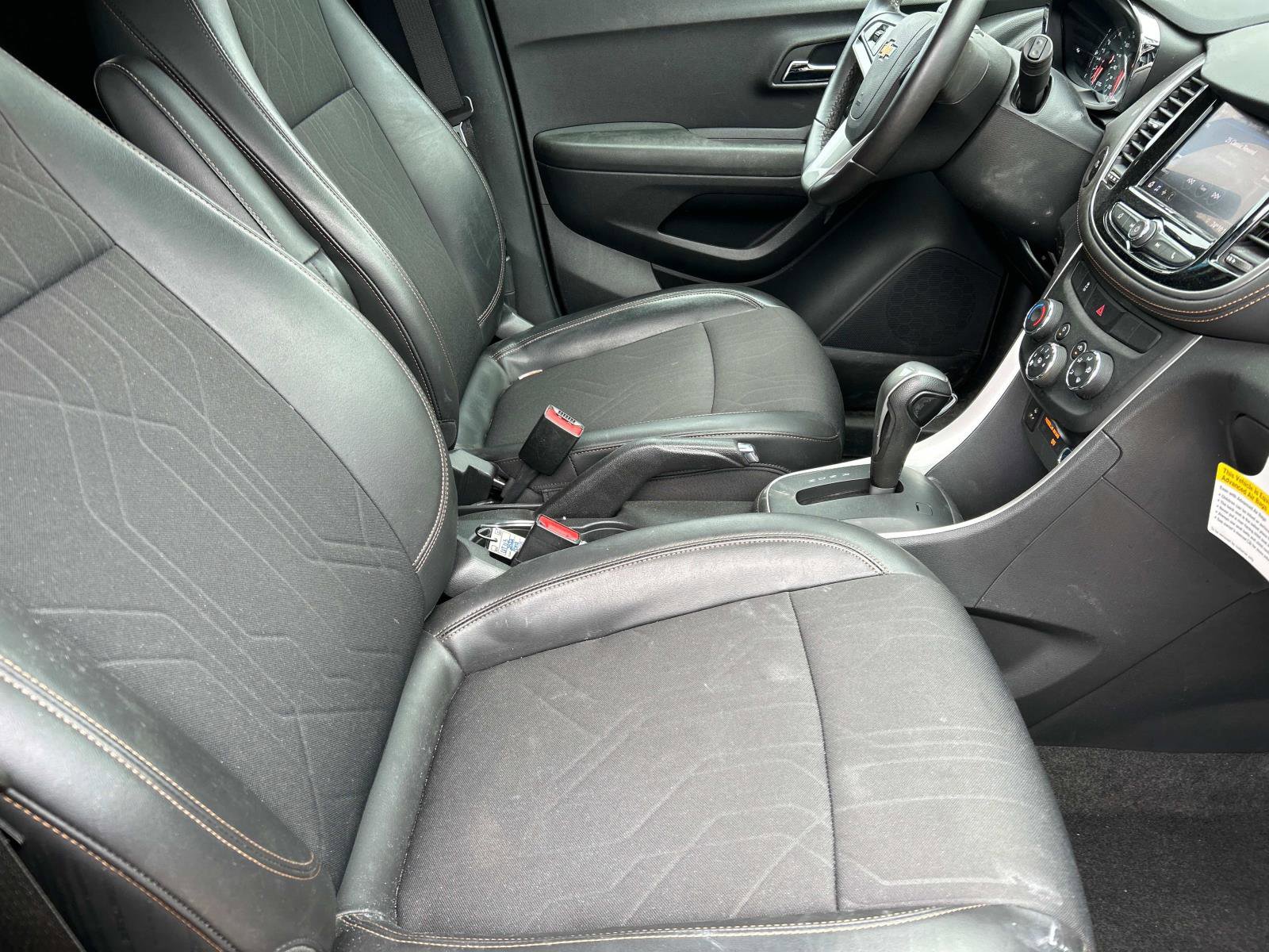 2022 Chevrolet Trax LT photo 23
