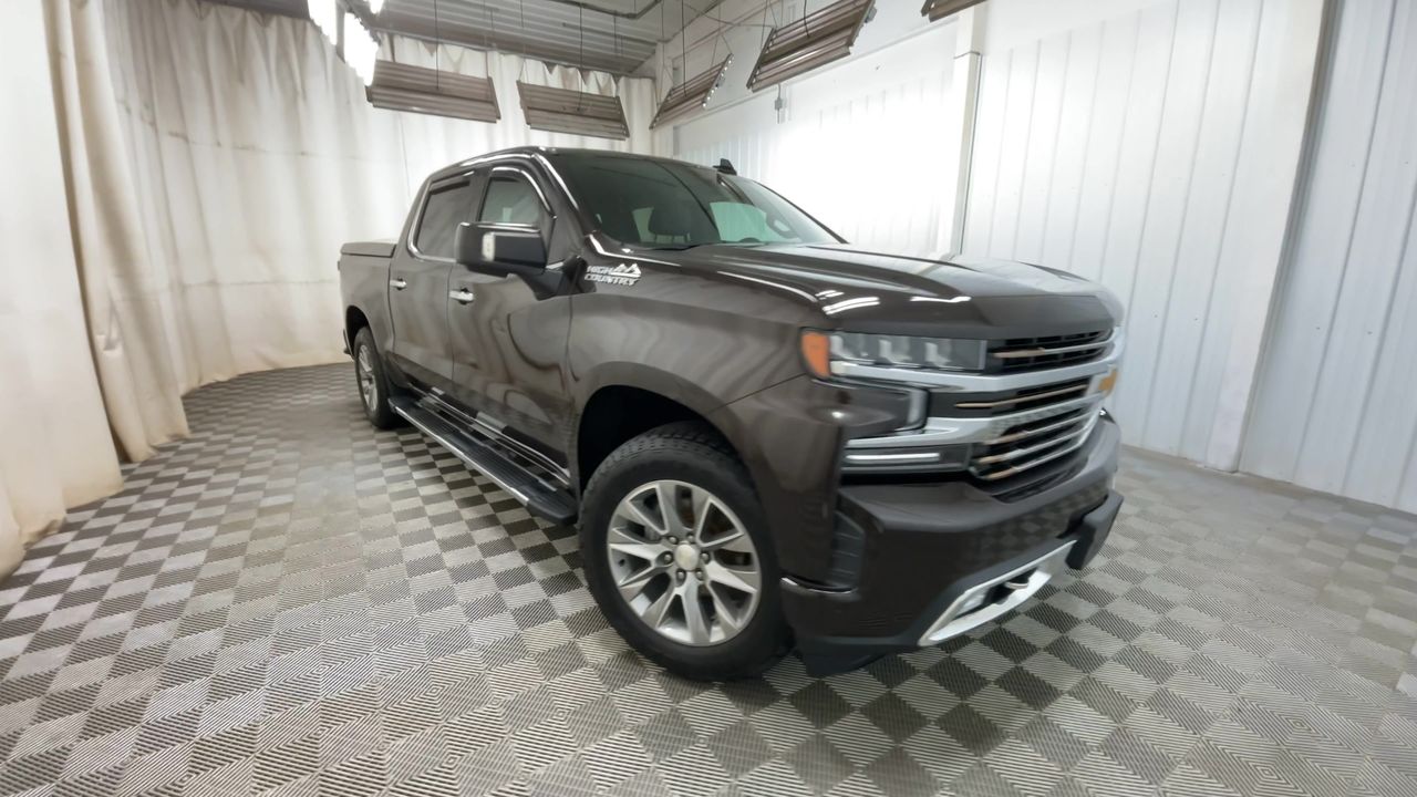 2019 Chevrolet Silverado 1500 High Country photo 2