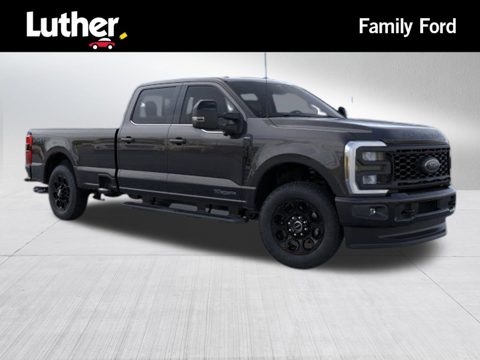 2025 Ford F-350 Super Duty Lariat's photo