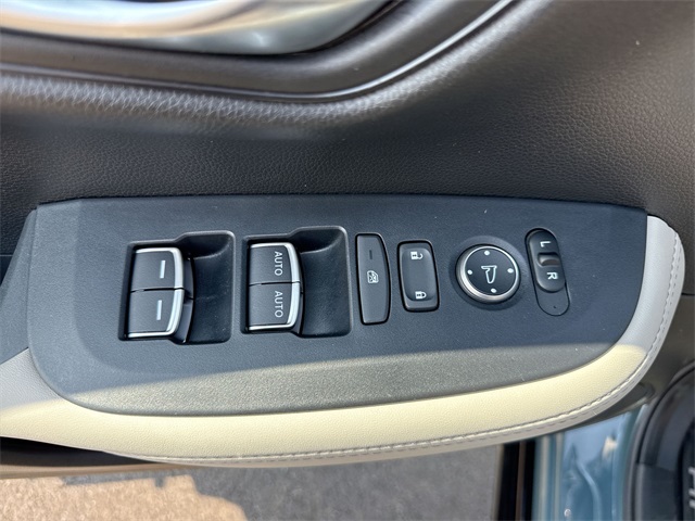 2024 Honda HR-V EX-L photo 15