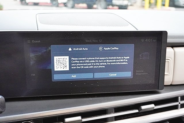 Used 2025 Black Hyundai SE image 26