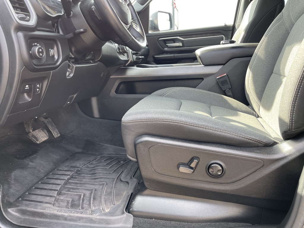 2022 Ram 1500 Big Horn Lone Star photo 28