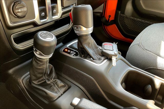 2025 Jeep Wrangler Sport S photo 28