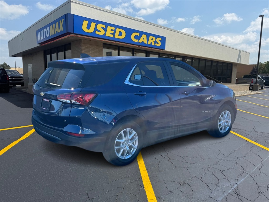 2022 Chevrolet Equinox LT photo 4