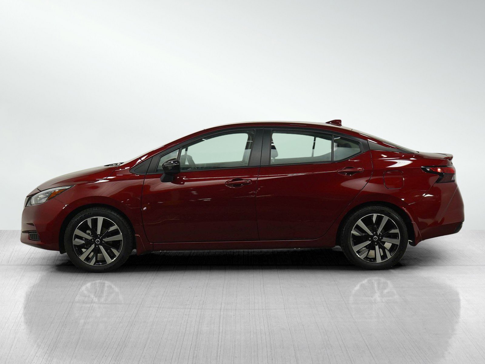 Used 2022 Nissan Versa Sedan SR with VIN 3N1CN8FV4NL853885 for sale in White Bear Lake, Minnesota