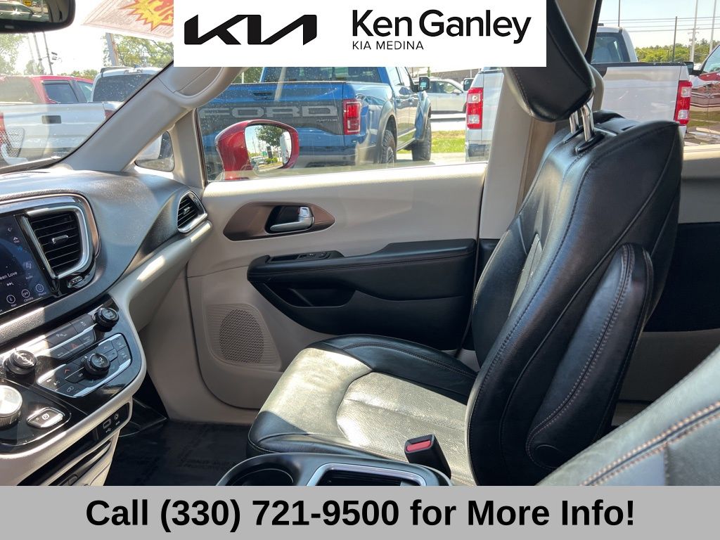 2018 Chrysler Pacifica Touring Plus photo 34