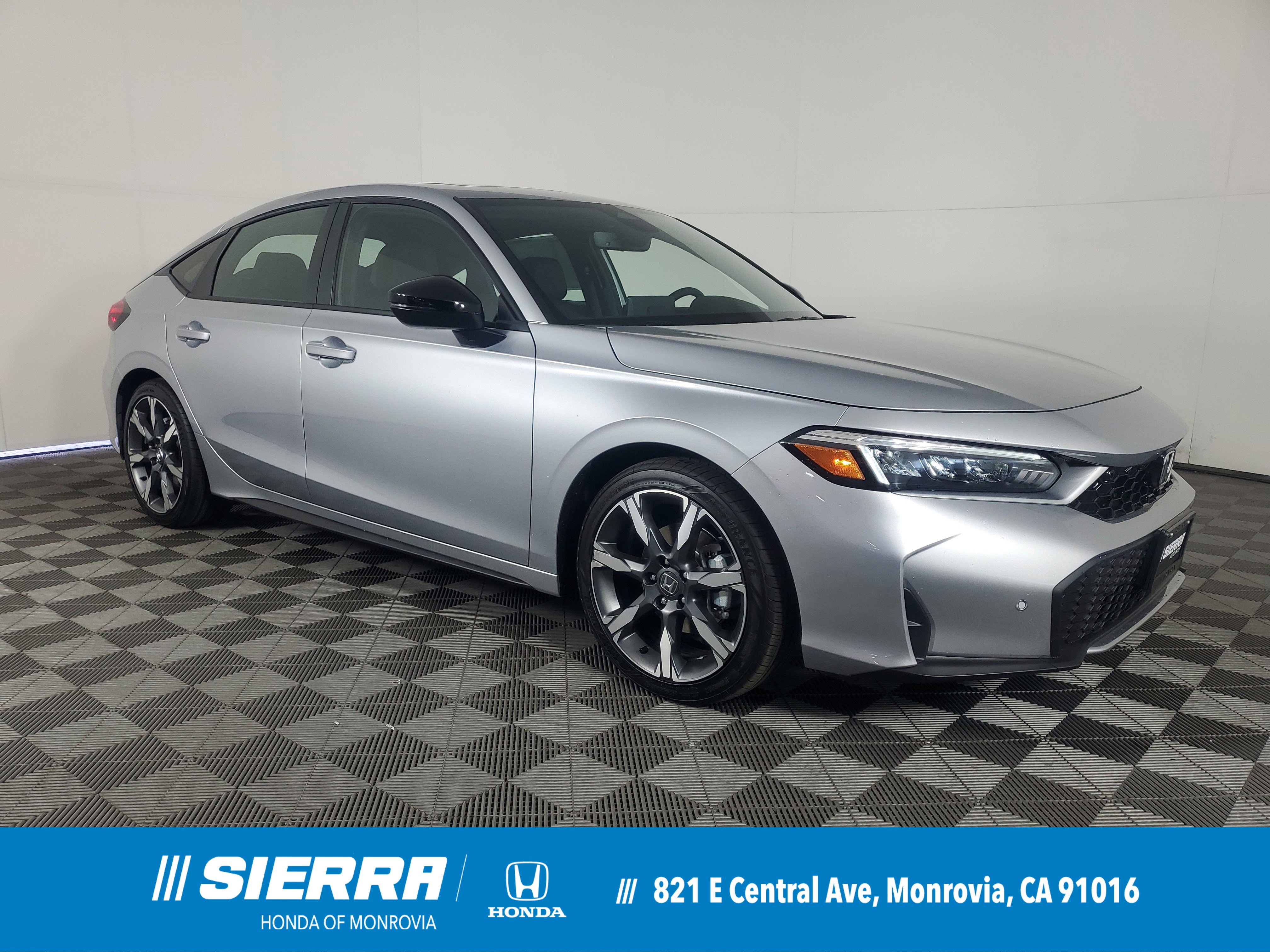 2026 Honda Civic Hatchback Sport Touring's photo