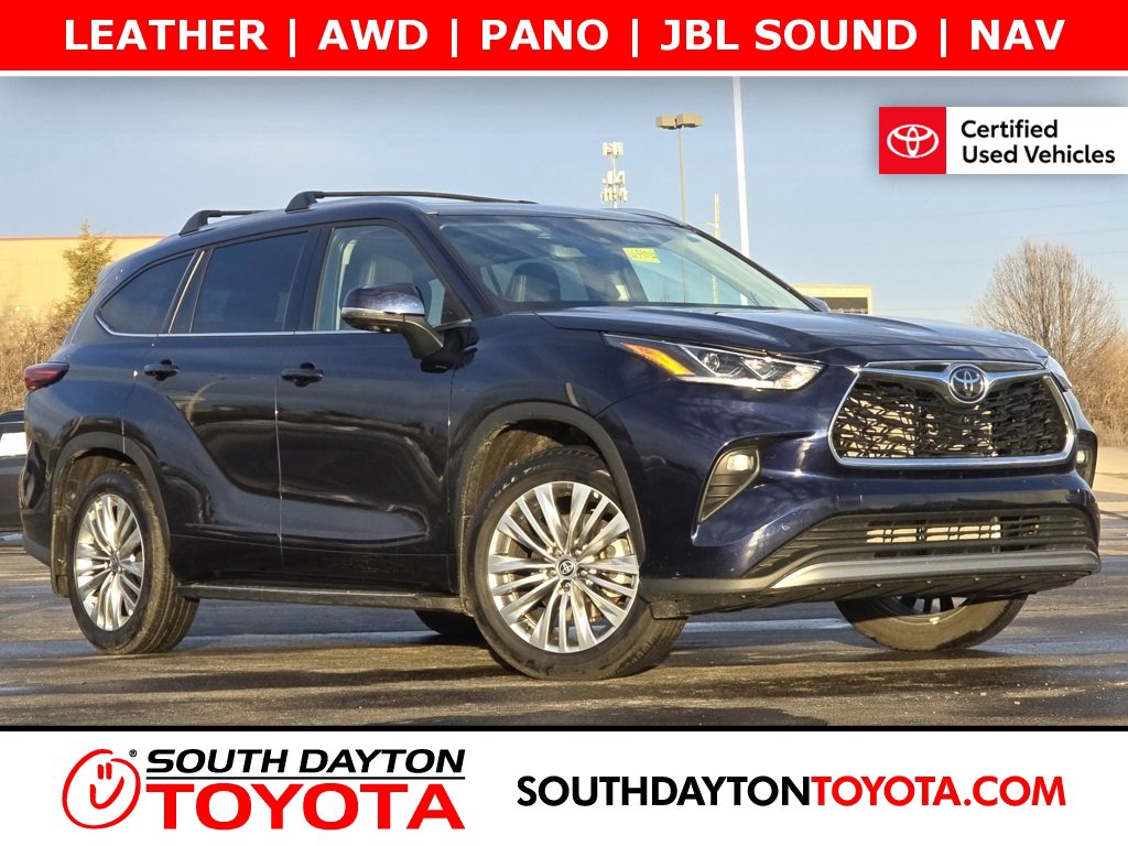 2025 Toyota Highlander Platinum's photo