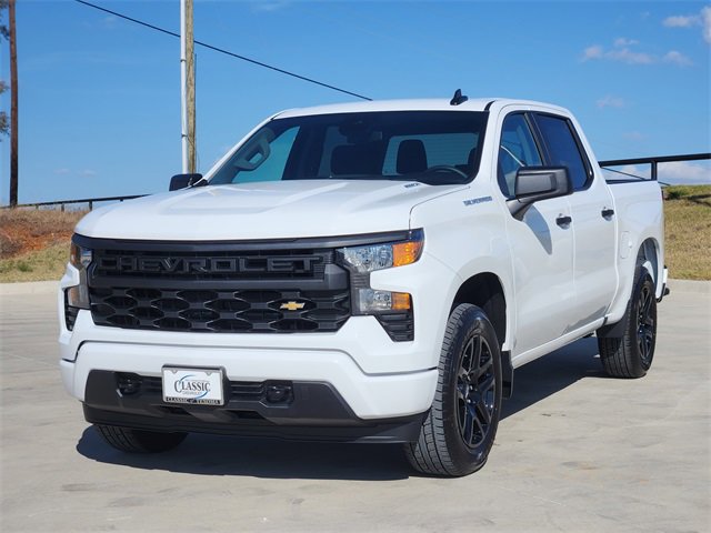 2026 Chevrolet Silverado 1500 Custom photo 2