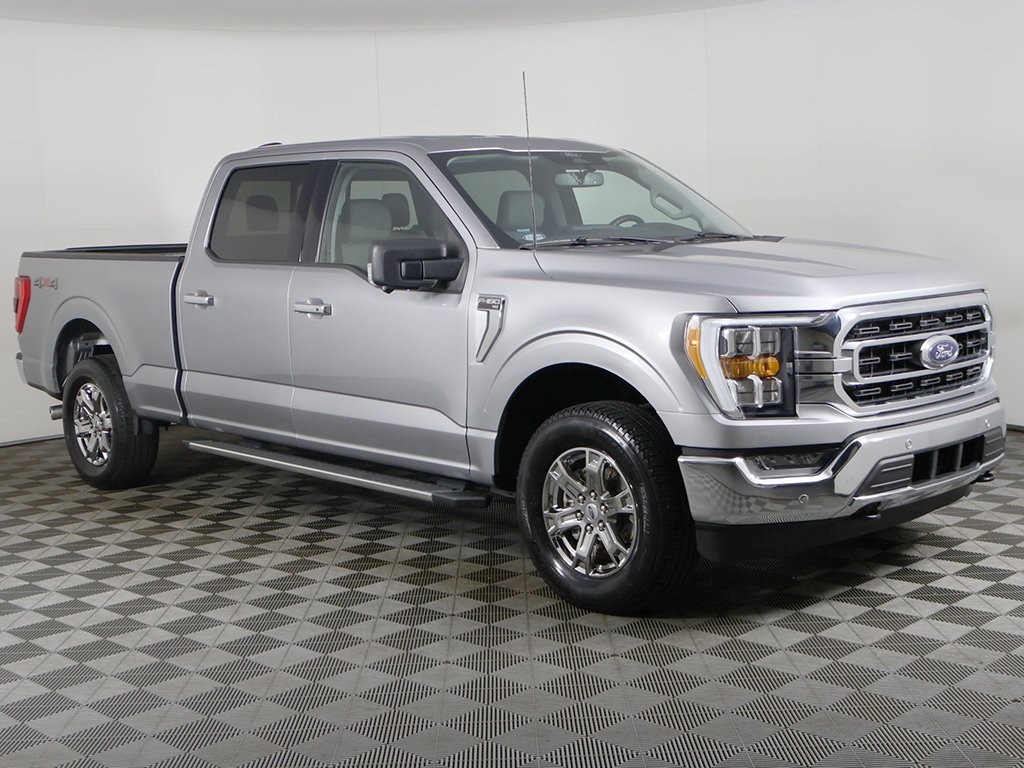 2022 Ford F-150 XLT photo 2