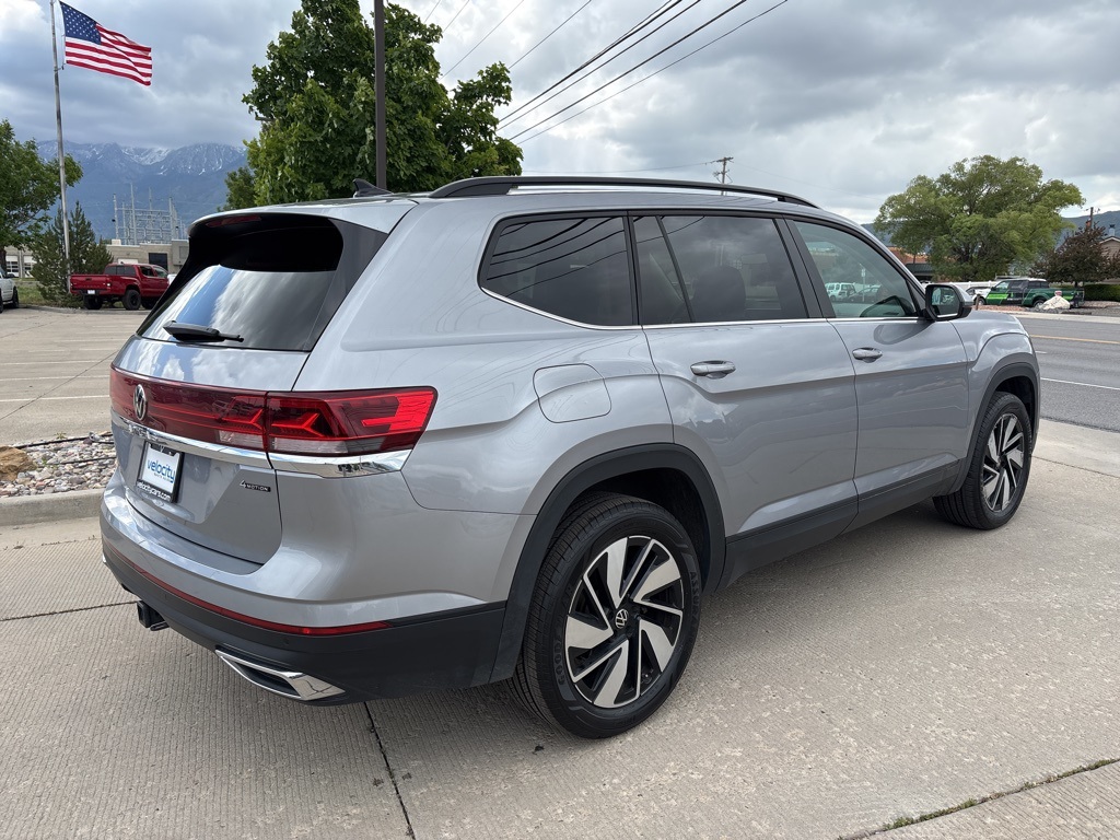 2024 Volkswagen Atlas SE Technology photo 4