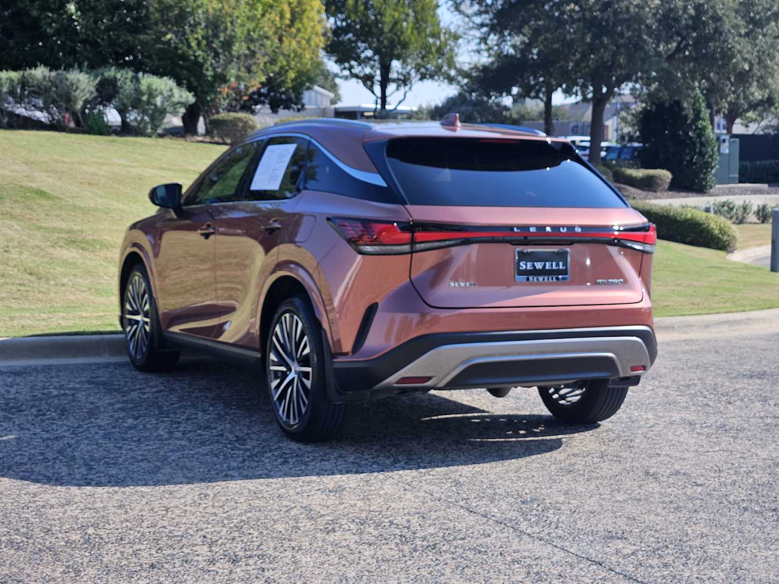 2023 Lexus RX Premium photo 3