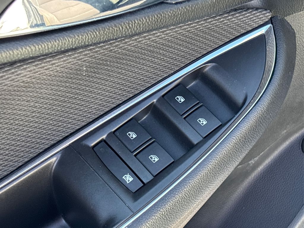 2019 Chevrolet Cruze LS photo 24
