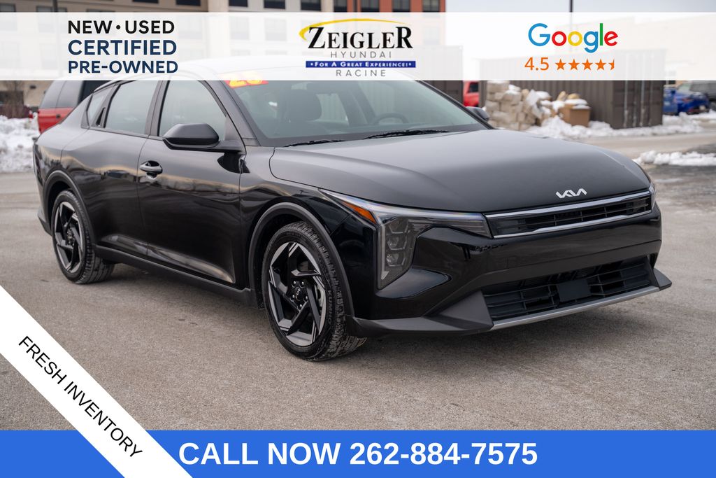 2025 Kia K4 EX's photo