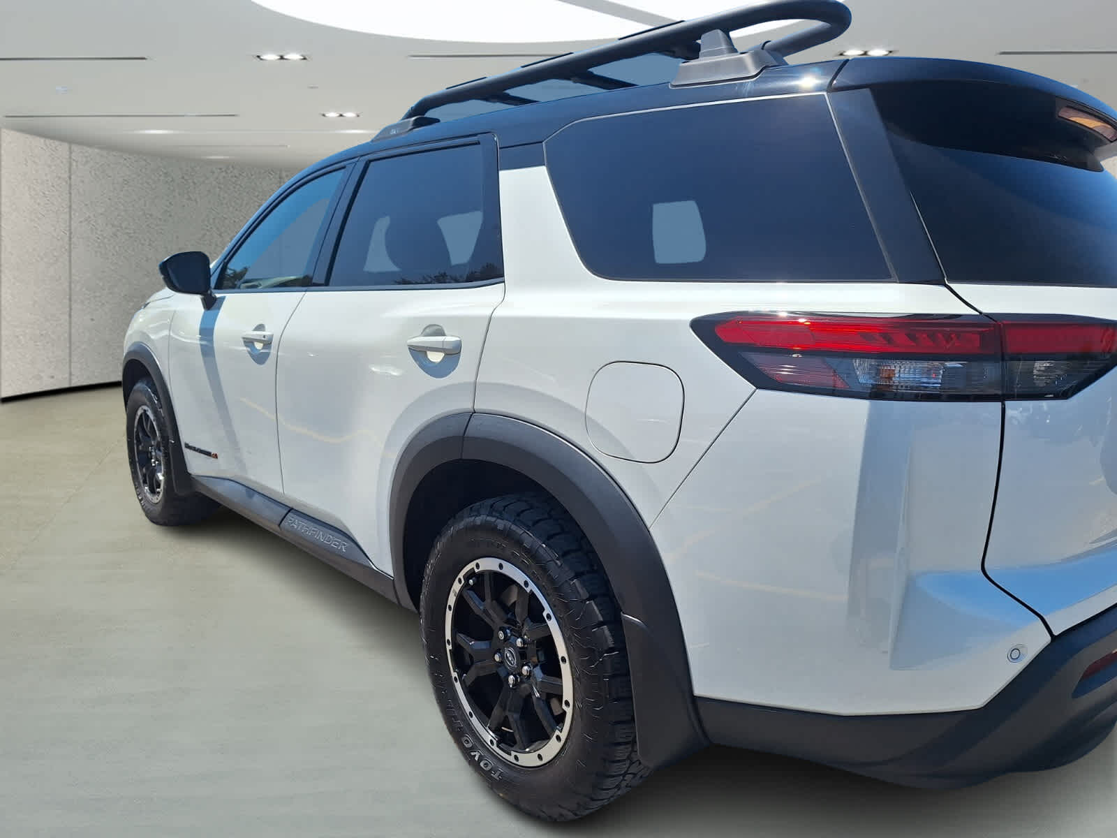 2024 Nissan Pathfinder Rock Creek photo 2