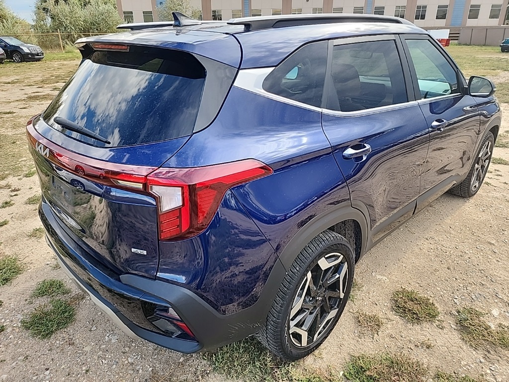 2024 Kia Seltos SX photo 4