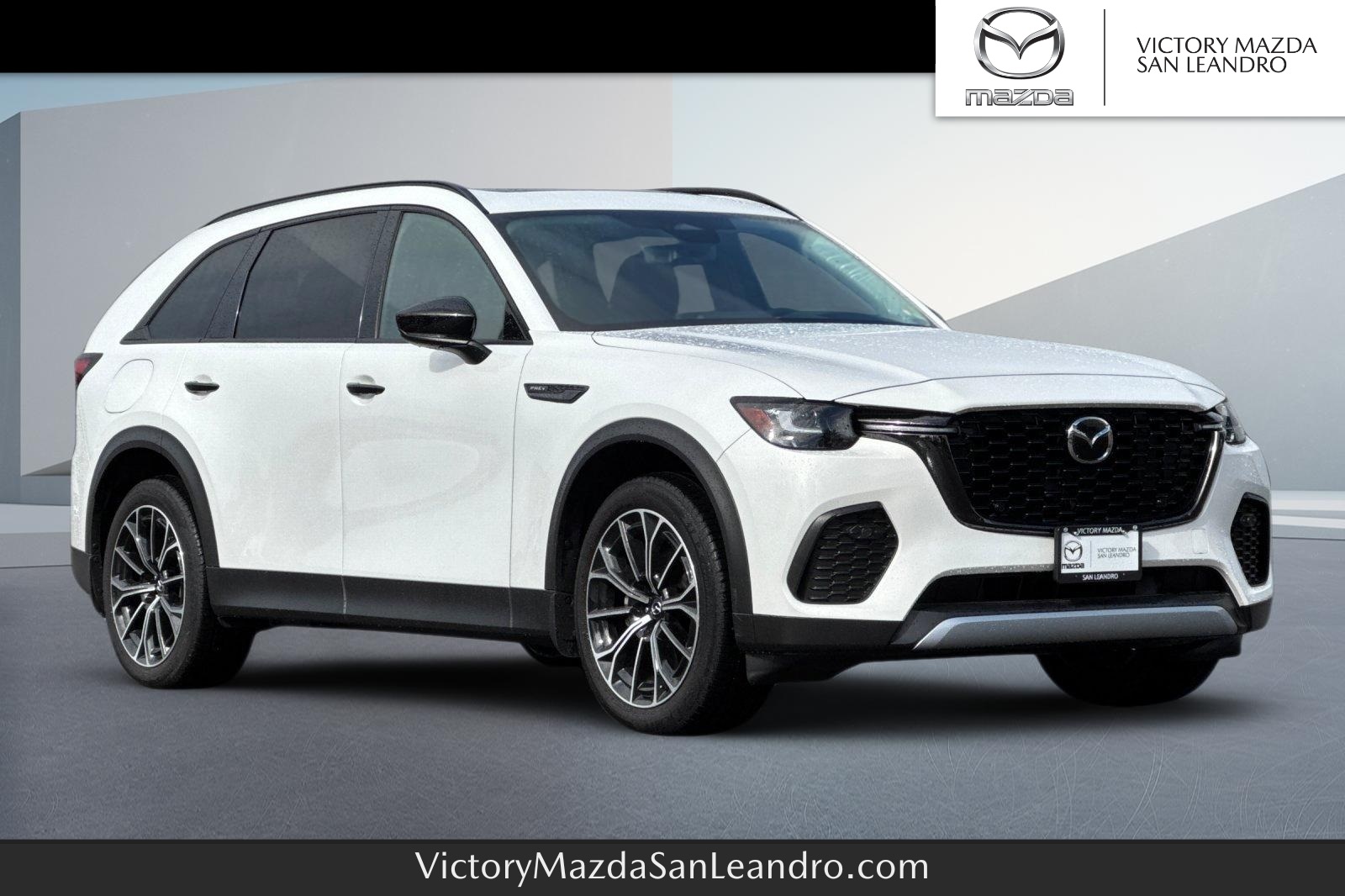 2025 Mazda CX-70 Premium Package's photo