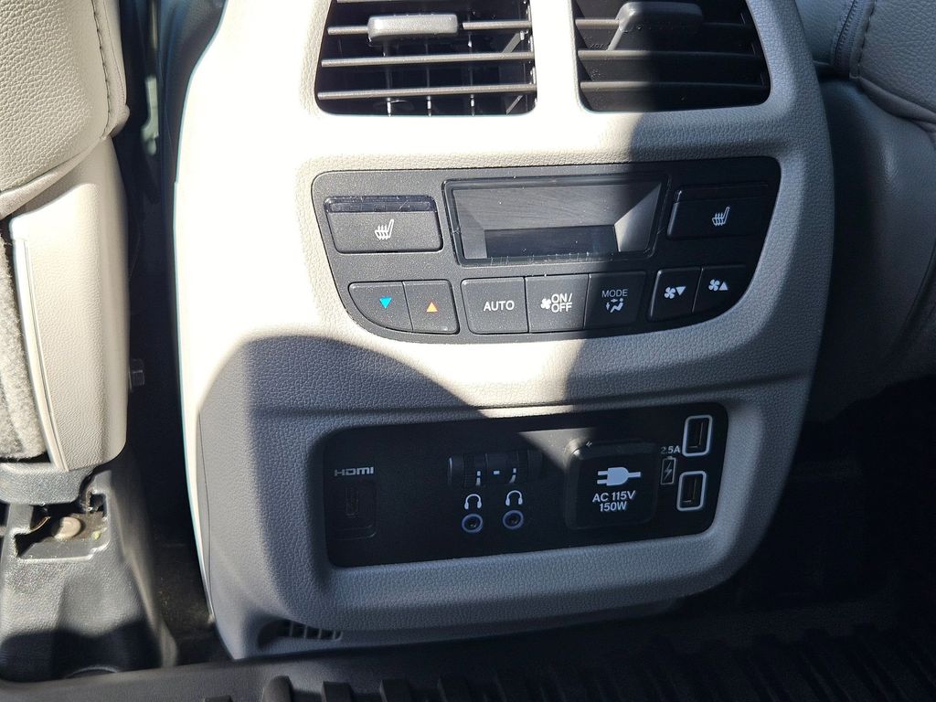 2021 Honda Pilot Elite photo 28