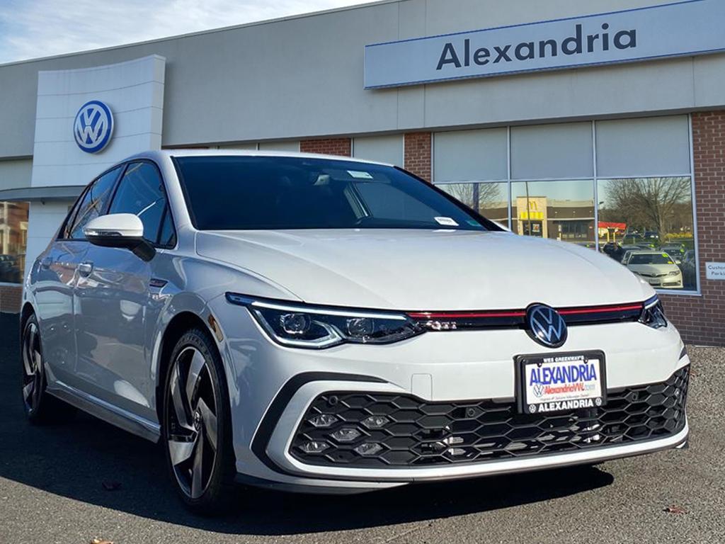 2024 Volkswagen Golf GTI S's photo