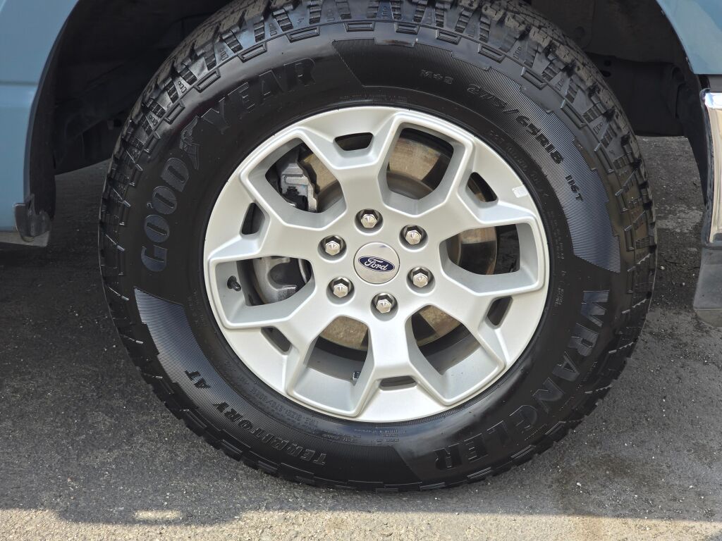 2023 Ford F-150 XLT photo 4