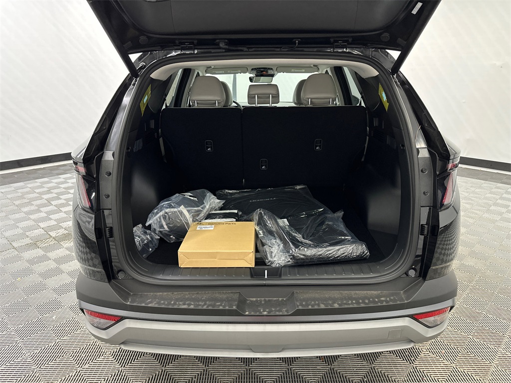 2025 Hyundai Tucson SEL photo 17