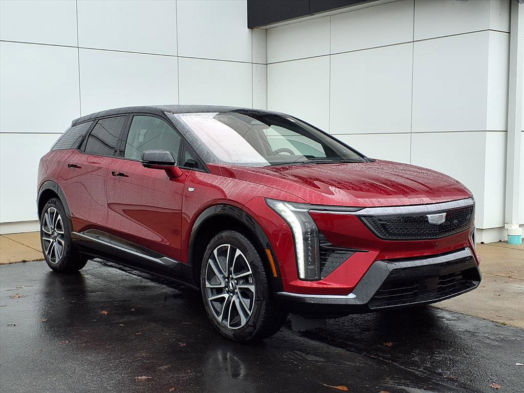 2026 Cadillac OPTIQ Sport's photo