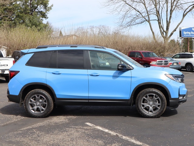 2024 Honda Passport TrailSport photo 3