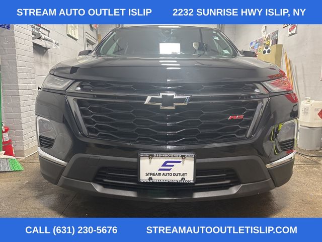 2022 Chevrolet Traverse RS photo 2