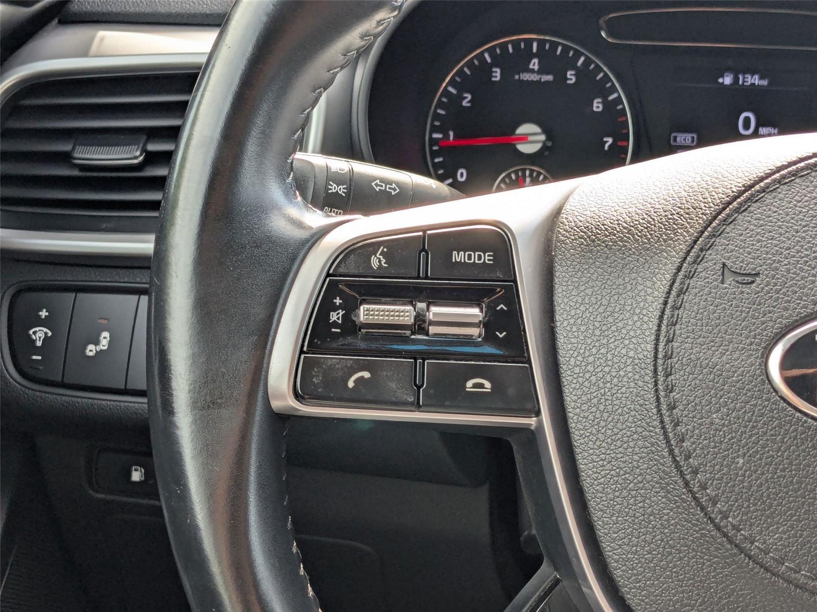 2020 Kia Sorento S V6 photo 18