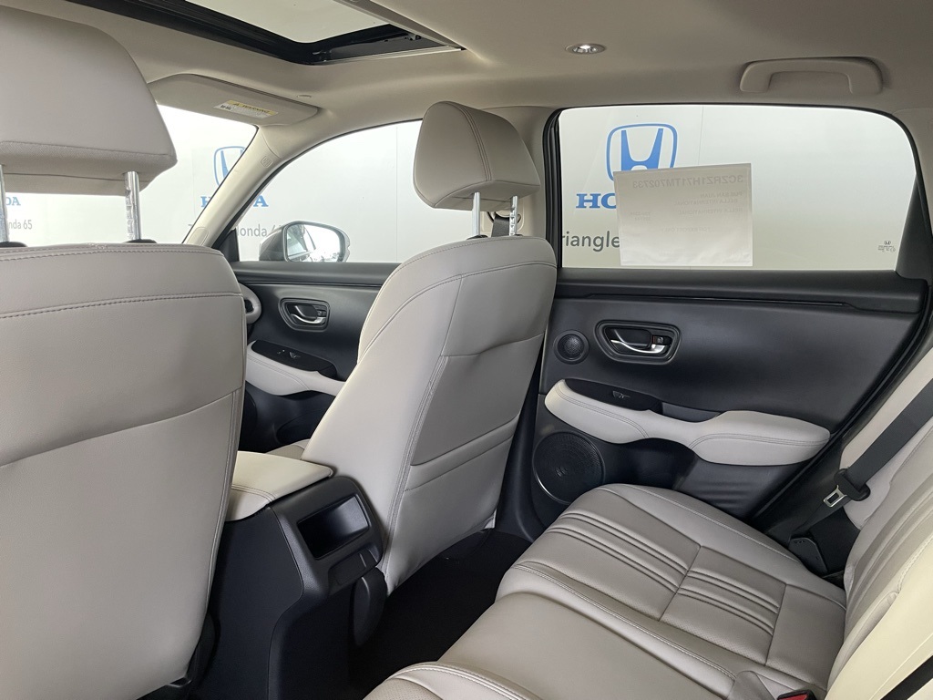 2026 Honda HR-V EX-L photo 13