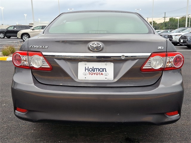 2011 Toyota Corolla LE photo 6