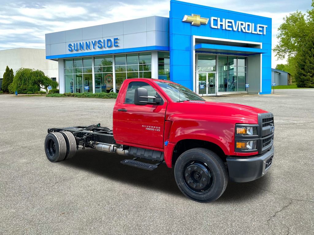 2024 Chevrolet Silverado 4500HD Work Truck photo 2